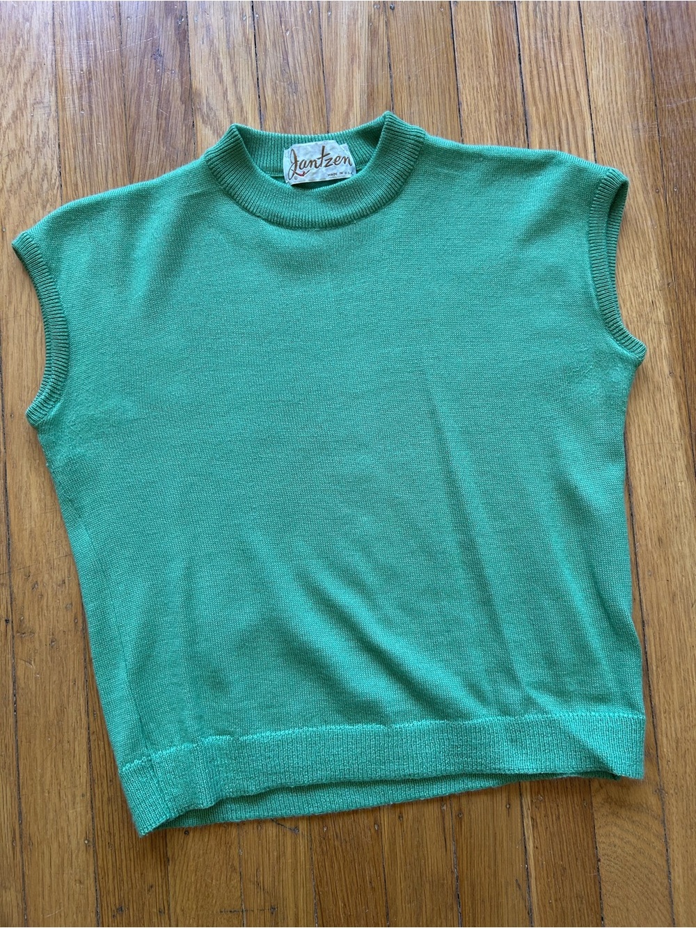 1950s Jantzen Knit Mockneck Top in Kelly Green